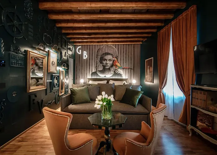 Aurum - Como Luxury Suites