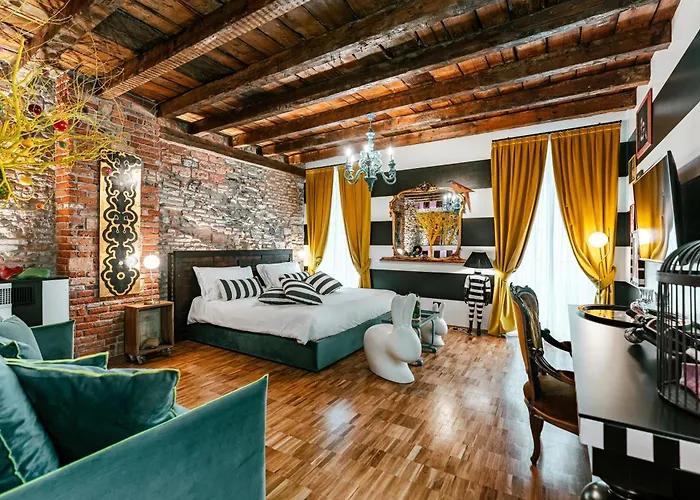 Aurum - Como Luxury Suites